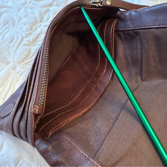 Latico Textured Brown Leather Terry Wallet Multi Card - Picture 10 of 11